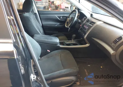 2015 Nissan Altima 2.5/2.5 S/2.5 Sl/2.5 Sv из США, поврежденный, VIN 1N4AL3AP2FC287332